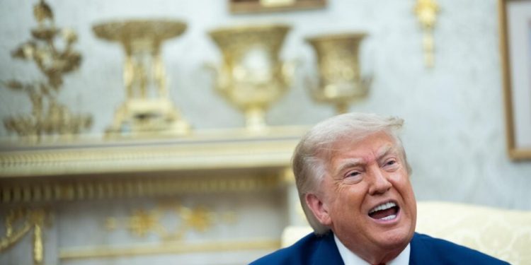 ameaca-do-ira-fez-eua-montarem-operacao-secreta-para-proteger-trump