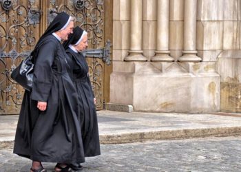 rede-catolica-fundada-com-us$-200-por-freira-alcanca-435-milhoes-de-lares