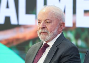 Campanha de Lula minimiza comportamento morde e assopra do presidente sobre Moraes