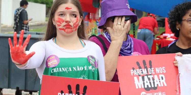 Oito em cada dez brasileiras dizem ter sofrido algum tipo de violência