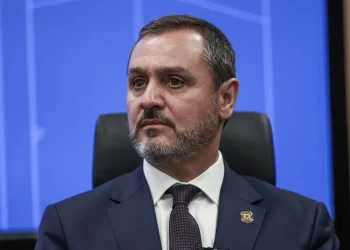 André Mendonça determina afastamento do diretor-geral da PF