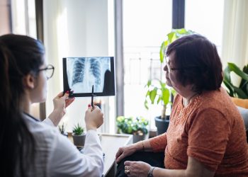 Por que o câncer de pulmão virou uma grande preocupação para mulheres