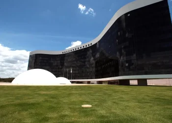 TSE realiza hoje lacração dos sistemas que serão usados nas eleições