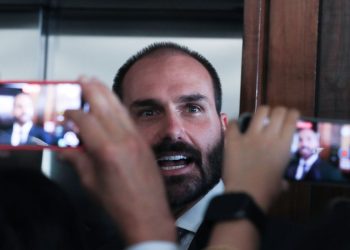 Primeira Turma do Supremo mantém condenação de Eduardo Bolsonaro