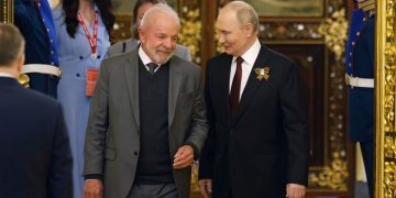 Congresso dos EUA aprova projeto de sanções contra a Rússia que também pode tarifar o Brasil