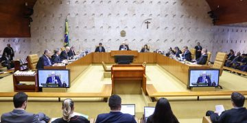 Imprensa internacional repercute julgamento no STF sobre abertura de investigação contra Moraes